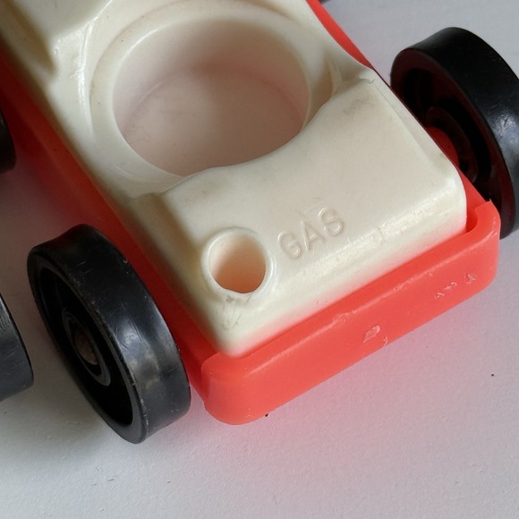 Vintage Fisher Price Little People Garage Cars Vehicles Set of 2 WT YLW T76 - Picture 12 of 16